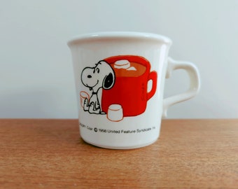 Vintage Snoopy Mug | Hot Cocoa Chocolate with Marshmallows | Taylor International | USA