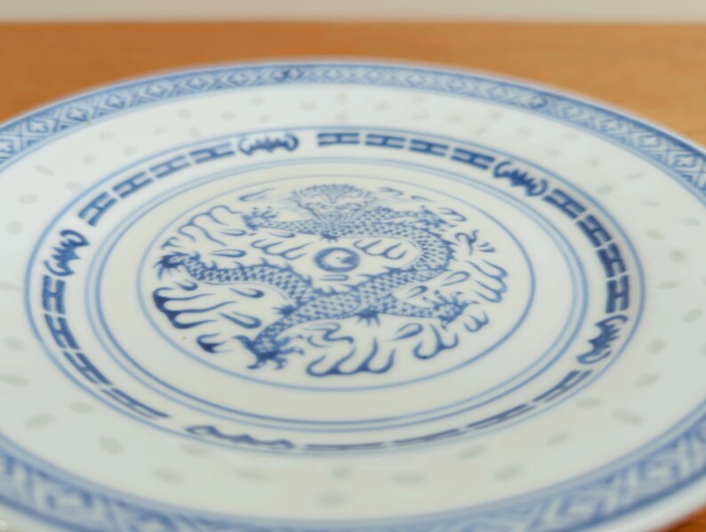 Vintage Chinese Porcelain 3 Dessert Bread Plates 5 Claw Dragon Rice Grain Rice Ware China image 3