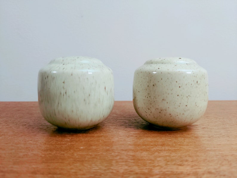 Vintage Salt and Pepper Shakers Light Yellow Green Brown Speckles 5 Hole 7 Hole Bauer image 1