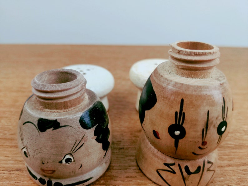 Vintage Wood People Salt Pepper Shakers Eyelashes Chef Hats Etsy