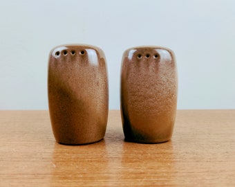 Frankoma Plainsman 5HS Small Salt & Pepper Shakers | Brown Satin | 4/3 Hole One Side | Sapulpa Clay