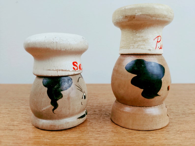 Vintage Wood People Salt Pepper Shakers Eyelashes Chef Hats Etsy
