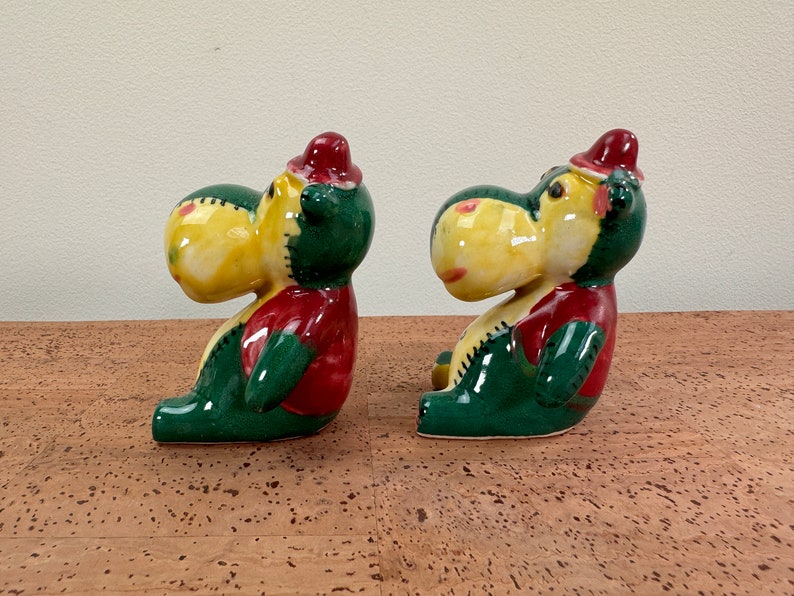 Vintage Ceramic Hippo Salt Pepper Shakers Quilted Patchwork Red Green Yellow image 4