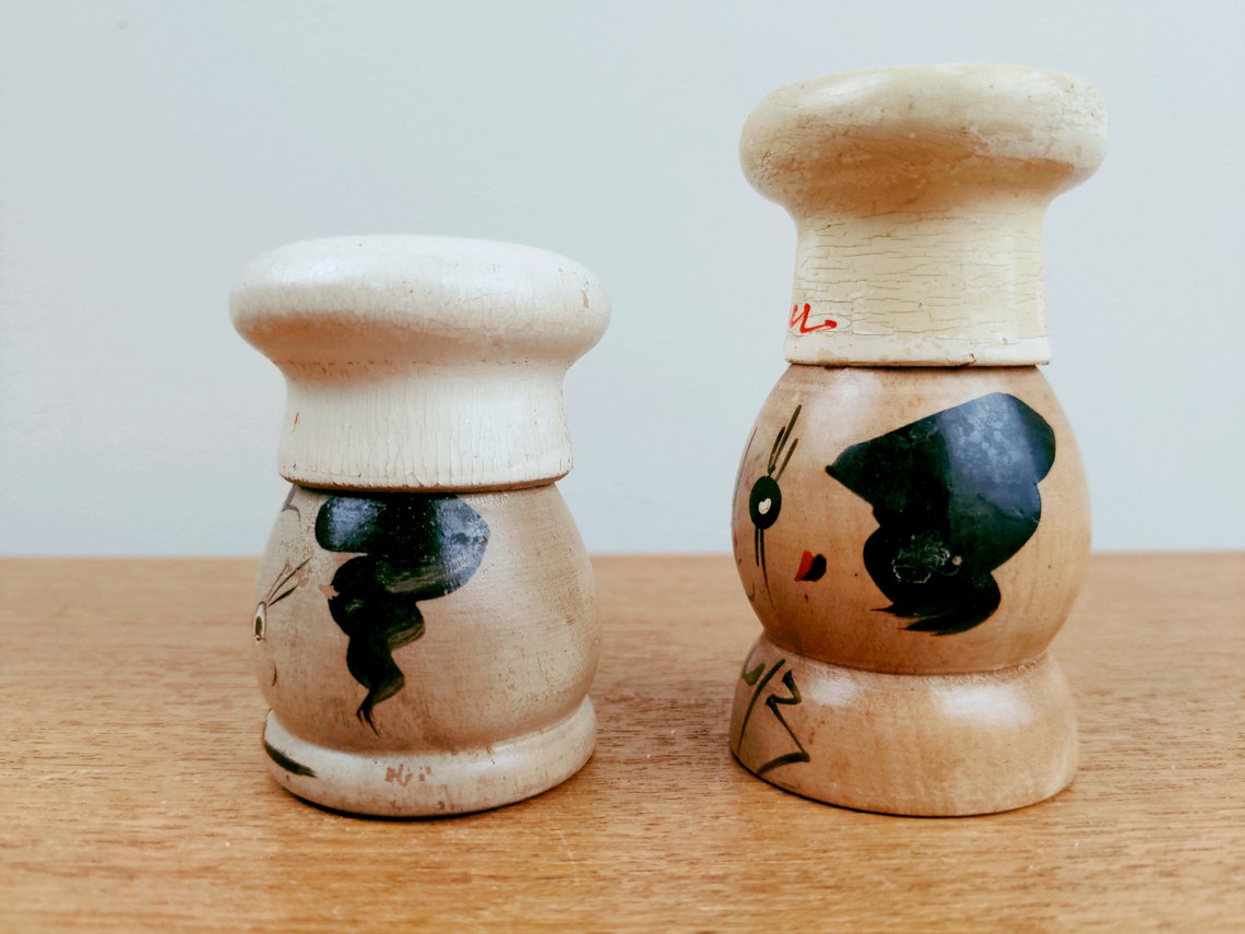 Vintage Wood People Salt Pepper Shakers Eyelashes Chef Hats Etsy