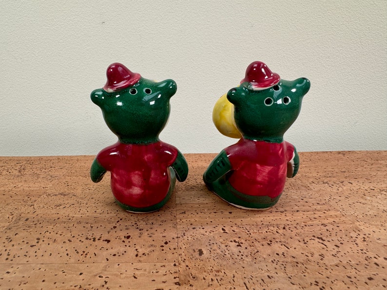 Vintage Ceramic Hippo Salt Pepper Shakers Quilted Patchwork Red Green Yellow image 3