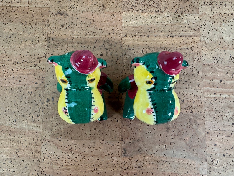 Vintage Ceramic Hippo Salt Pepper Shakers Quilted Patchwork Red Green Yellow image 5