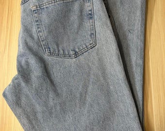 Vintage Wrangler Light Wash Jeans - 36x29*
