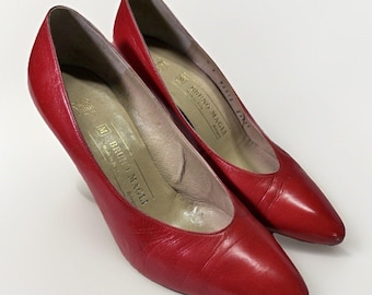Vintage Bruno Magli Red Leather Heels Pumps Womens Size 8 Made in Italy Classic