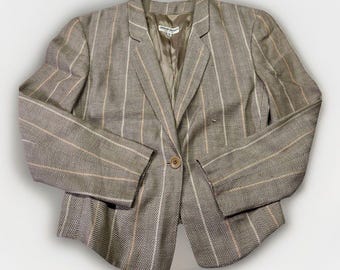 Vintage Giorgio Armani Wool Herringbone Blazer  Made in Italy  Size 40 (US 6)