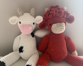 Peluche de vaca regordeta de corral con peso