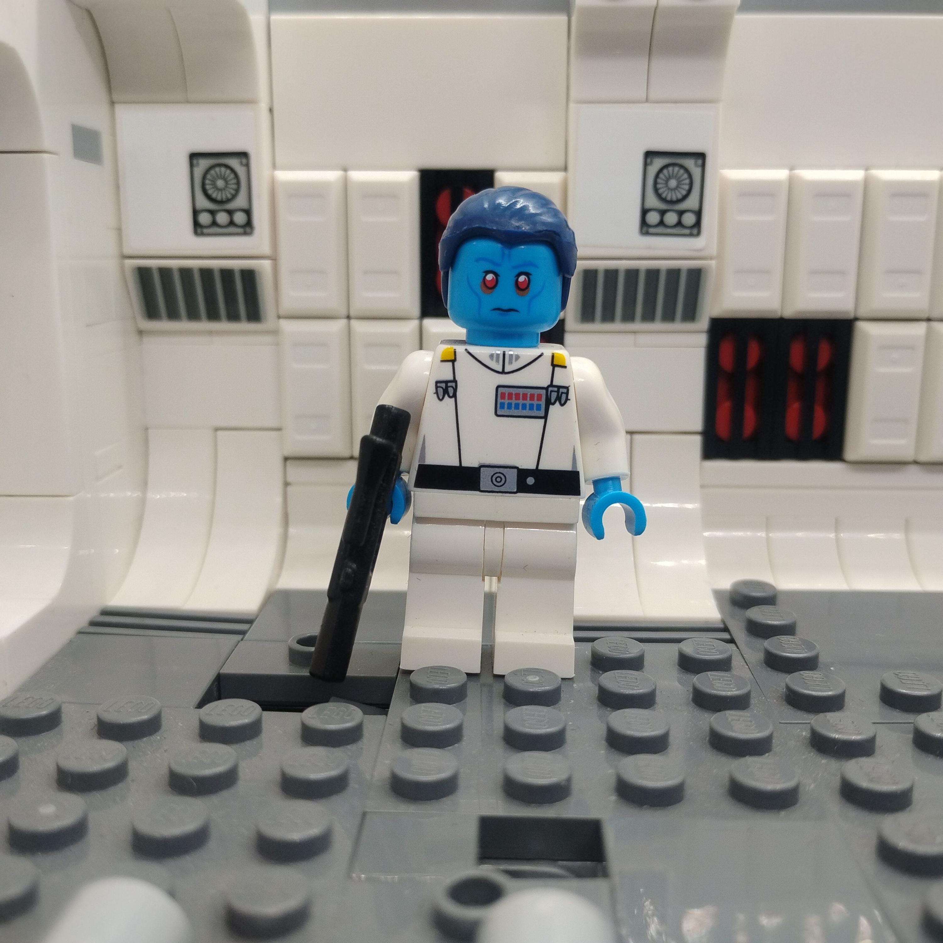 Custom Lego Minifigure General Thrawn Lego Lego] Lieutenant Thrawn, Commodore Thrawn, Grand Admiral Thrawn R/StarWars