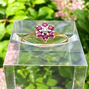 10K Gold Ruby Diamond Flower Cluster Ring, Size 6