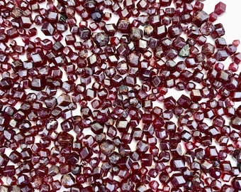 Jewelry Size Rare Spessartite Garnet Rough, Natural Raw Garnet Crystals, Red Orange Mineral Specimen