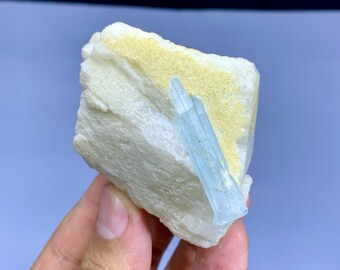 アクアマリン標本と長石、アクアマリン結晶、アクアマリンクラスター