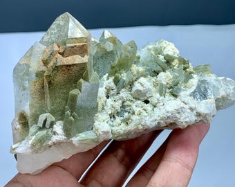 Natürlicher Chlorquarz auf Matrix, Belutschistan Pakistan - 393 gram