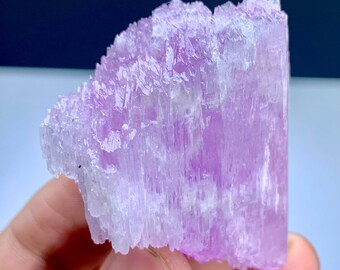 クンツァイト 大きめピンク水晶原石 140グラム FW11 - Etsy 日本