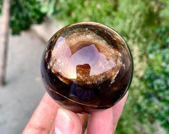 Chocolate Calcit Sphere: Polierte Mineralkugel, Pakistan (190 gramm)