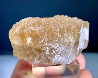 Cristal de topacio natural grabado de Skardu, Pakistán - 56 gramos