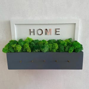 Moss-sleutelhanger voor aan de muur – houten sleutelrek met 5 haken | Halopberger | Gepersonaliseerd housewarmingcadeau | Handgemaakte woondecoratie