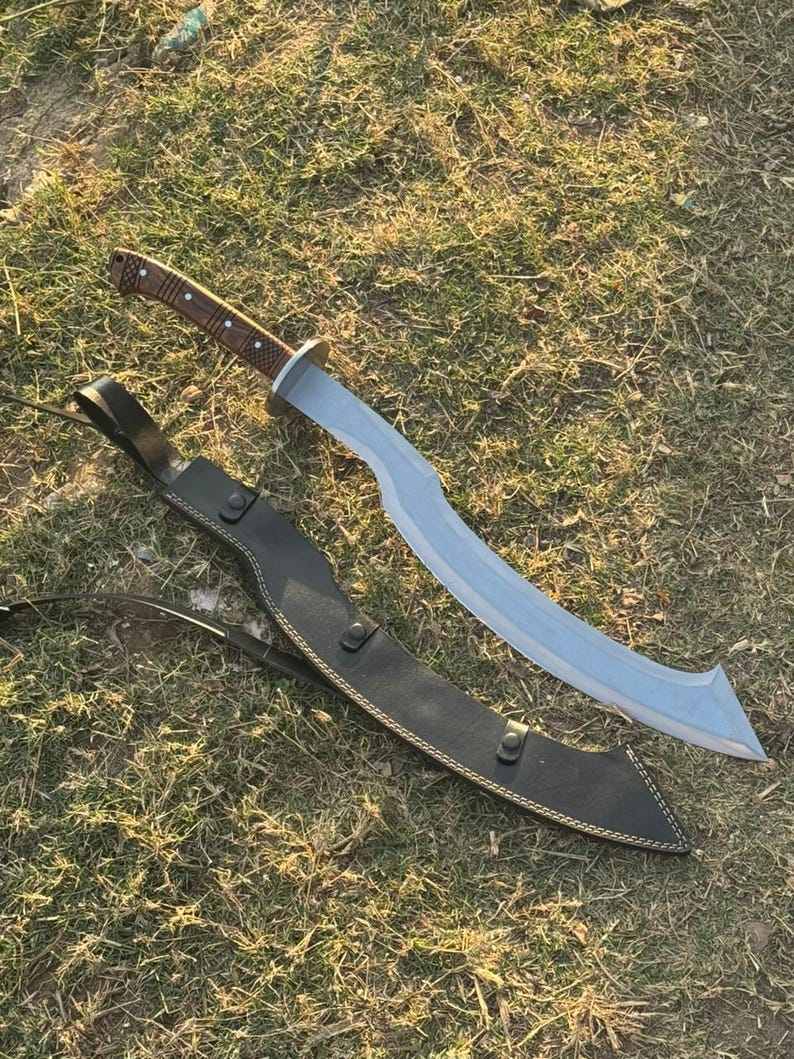 Hand-Forged Egyptian Khopesh Sword – 28" Curved Carbon Steel Blade | Collectible Machete image 3