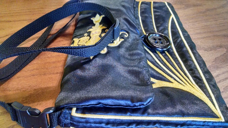 Fleur de Lis Clutch Purse