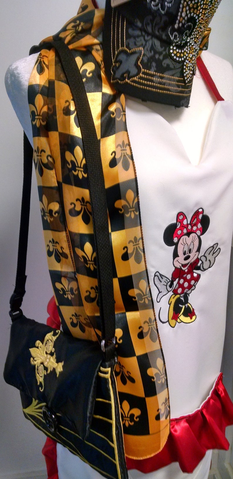 Fleur de Lis Clutch Purse