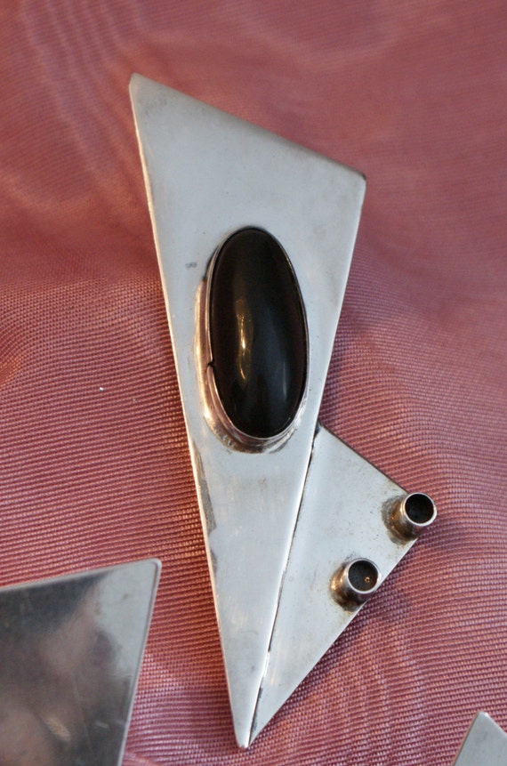 Sterling Silver/Black Onyx Brooch and Earrings - image 3