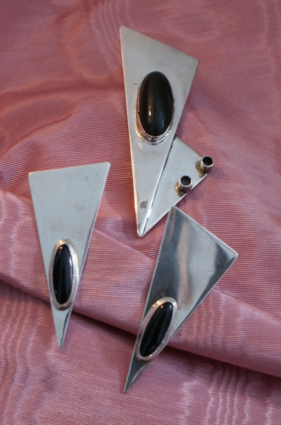 Sterling Silver/Black Onyx Brooch and Earrings - image 1
