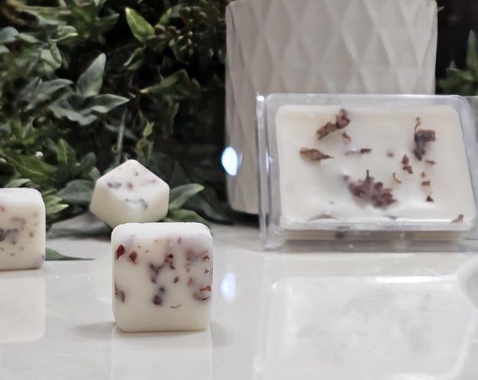 Featured listing image: Highly Scented Wax Melts – Available With or Without Flowers - Strong Fragrance