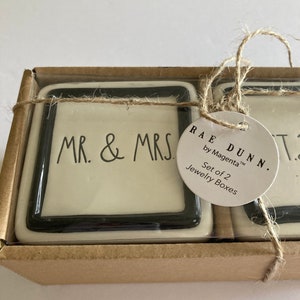 Ray Dunn NIEUW IN DOOS, set van twee, Mr en Mrs Est 2021 Ray Dunn-huwelijksgeschenkdozen, Ray Dunn Collectables