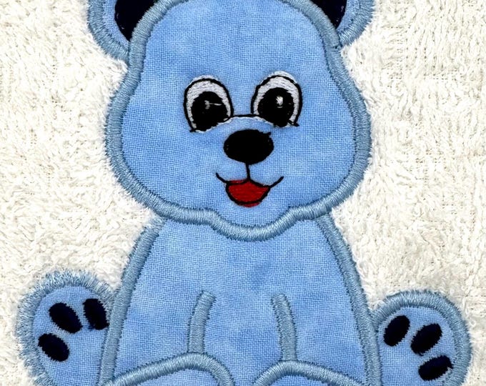 Embroidery Blue Bear Simple Embroidery for Aprons, T-Shirts, Pillows, Robes, Etc.