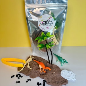 Dinosaur Play Dough Play Kit