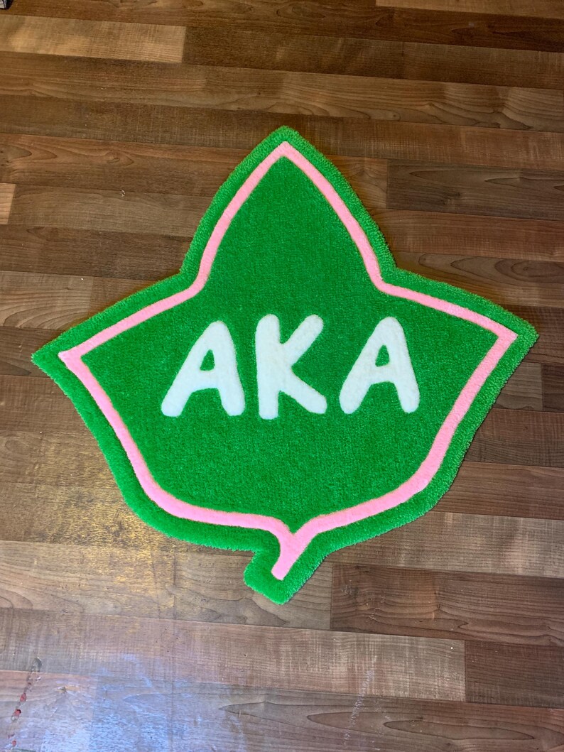 AKA Ivy Custom Tufted Rug (made to Order) - Etsy