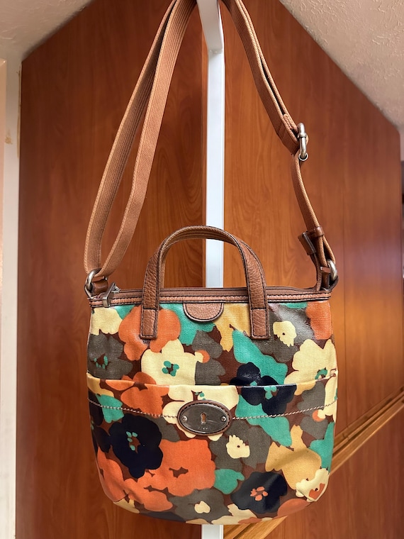 Vintage Floral Fossil Crossbody Bag: Leather & Ca… - image 1