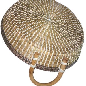 90s Woven Rattan Round Basket Serving Tray