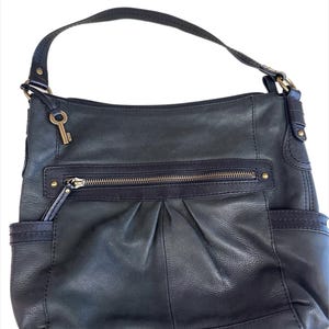 Vintage Fossil Black Leather Shoulder Bag
