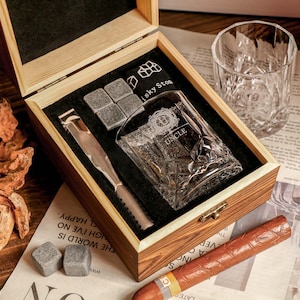 Personalized Whiskey Glass Set with Wooden Box,Groomsmen Gift,Bachelor Party Gifts,Groomsman Proposal, gifts for Men,Best Housewarming Gift.