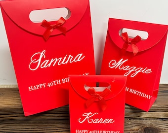 Sacolas de presente personalizadas para aniversário, sacolas vermelhas em tamanhos pequeno, médio e grande, sacolas para presente de aniversário de 30/40 anos, presente para ela, feliz aniversário.
