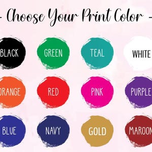Peut inclure: Image pr&eacute;sentant un nuancier avec le texte &laquo; Choisissez votre couleur d'impression &raquo;. Le tableau pr&eacute;sente douze options de couleurs : noir, vert, sarcelle, blanc, orange, rouge, rose, violet, bleu, marine, or et bordeaux, chacune dans un cercle textur&eacute;.