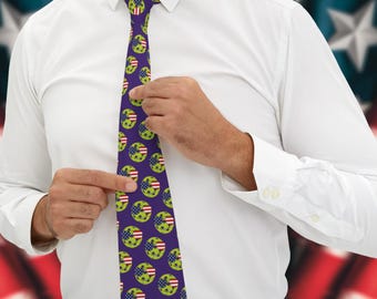 Patriotic Pickleball Necktie - American Flag & Pickleball Novelty Tie for Men -  Funny Pickleball Gift for Pickleball Lovers, Players, Fans