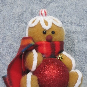 Gingerbread pattern:  "Gingerbread Bauble Holder" - #686