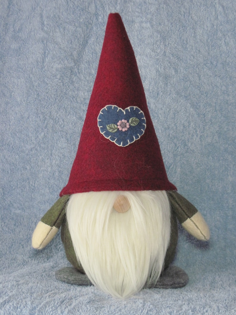 Gnome pattern: Folksy Gnome 620 | Etsy