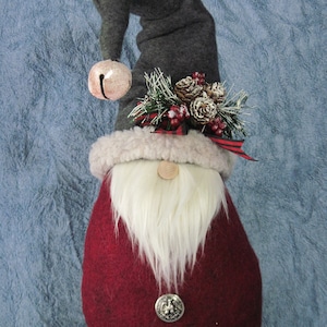 Gnome pattern:  &quot;Santa Gnome&quot; - #674