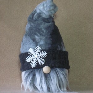 Gnome pattern:  &quot;Snow Gem&quot; - #485