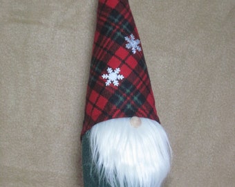 Gnome pattern:  "Christmas Gnome" - #679