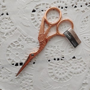 Stork Manicure Scissors Nail Tip Cutter, Gold – Universal Companies