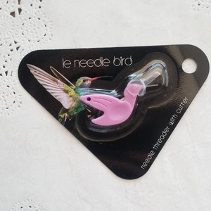 Hummingbird Needle Threader