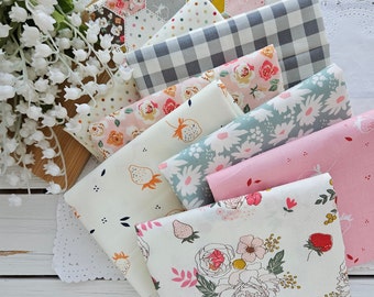 BloomBerry Selects Fat Quarter Bundle - Custom Bundle - Handcut