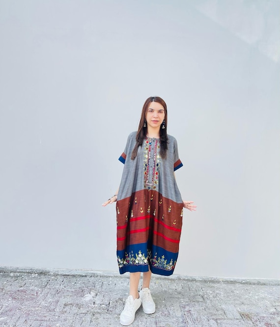 loose fitting cotton summer dresses Loose-fit Linen Embroidery Dresses,breathable Maxi dress Floor-Length Long Bridesmaid Dresses 0505sale for your daliy wearing Color:As Photo(Purple)