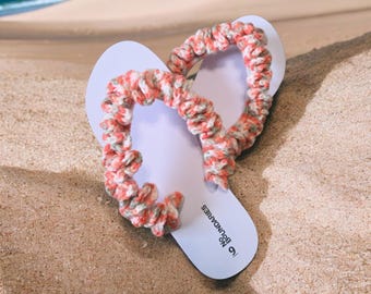 Chanclas de ganchillo hechas a mano con volantes / Sandalias de playa bohemias de verano